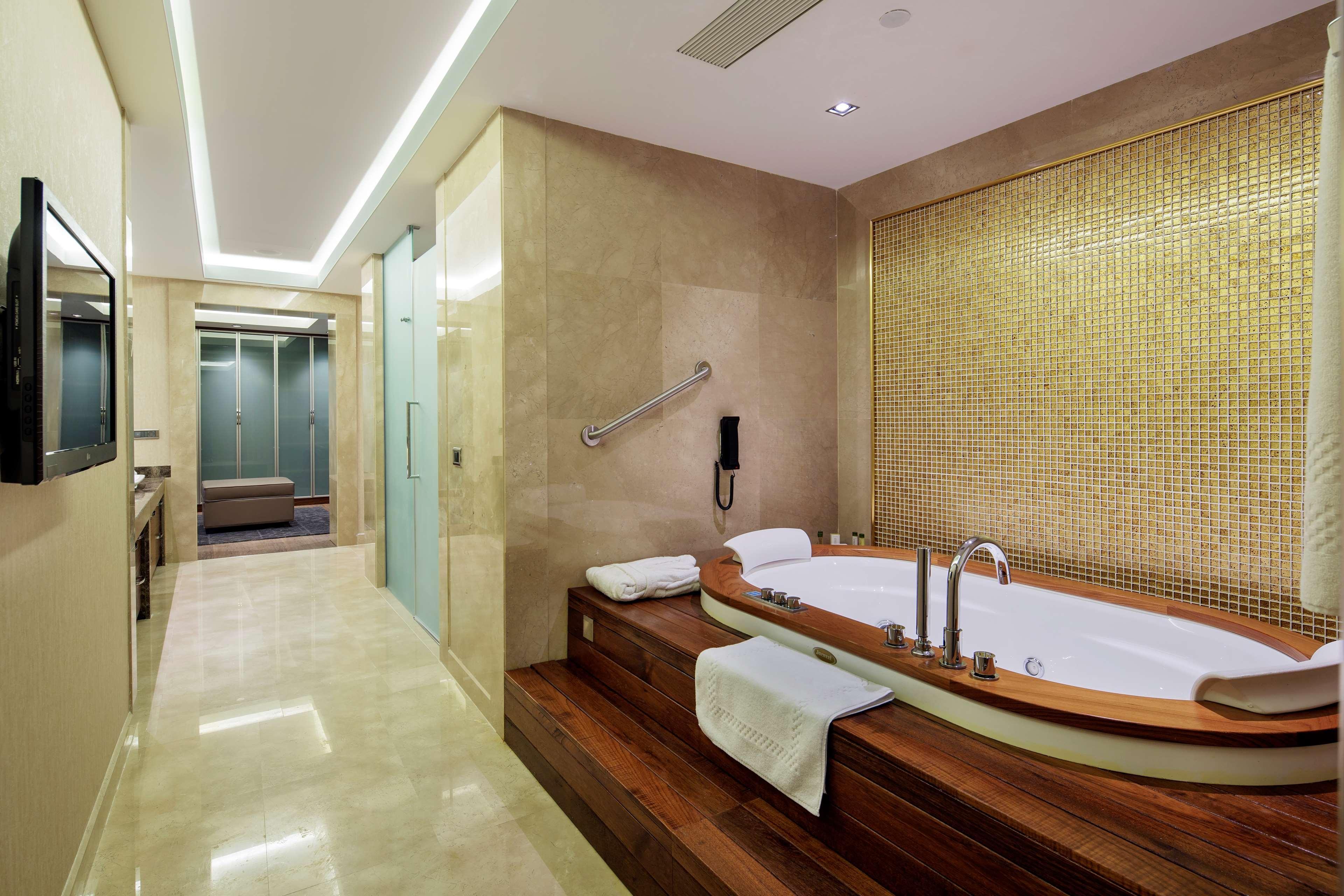 Movenpick Hotel Μαλάτεια Εξωτερικό φωτογραφία