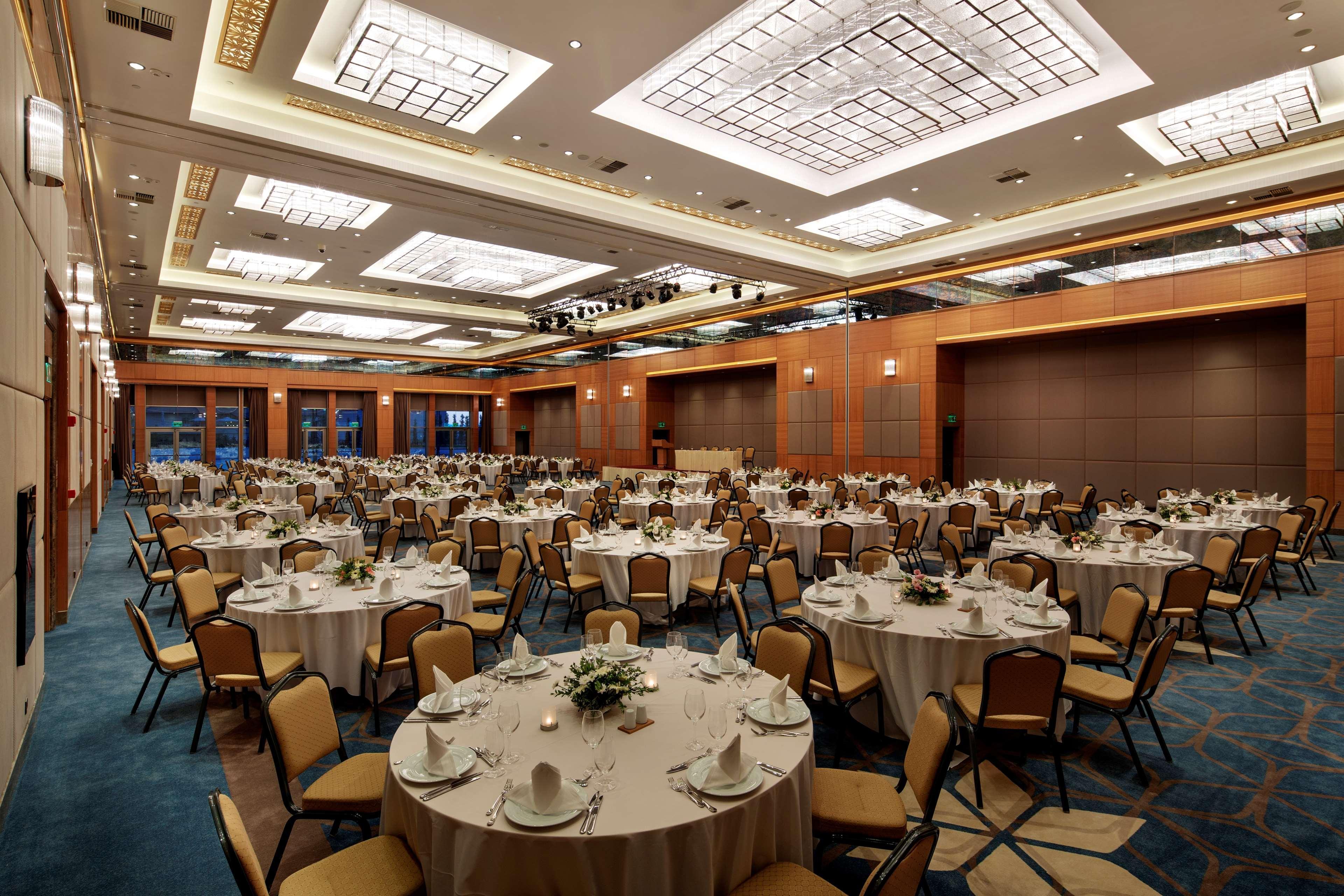 Movenpick Hotel Μαλάτεια Εξωτερικό φωτογραφία