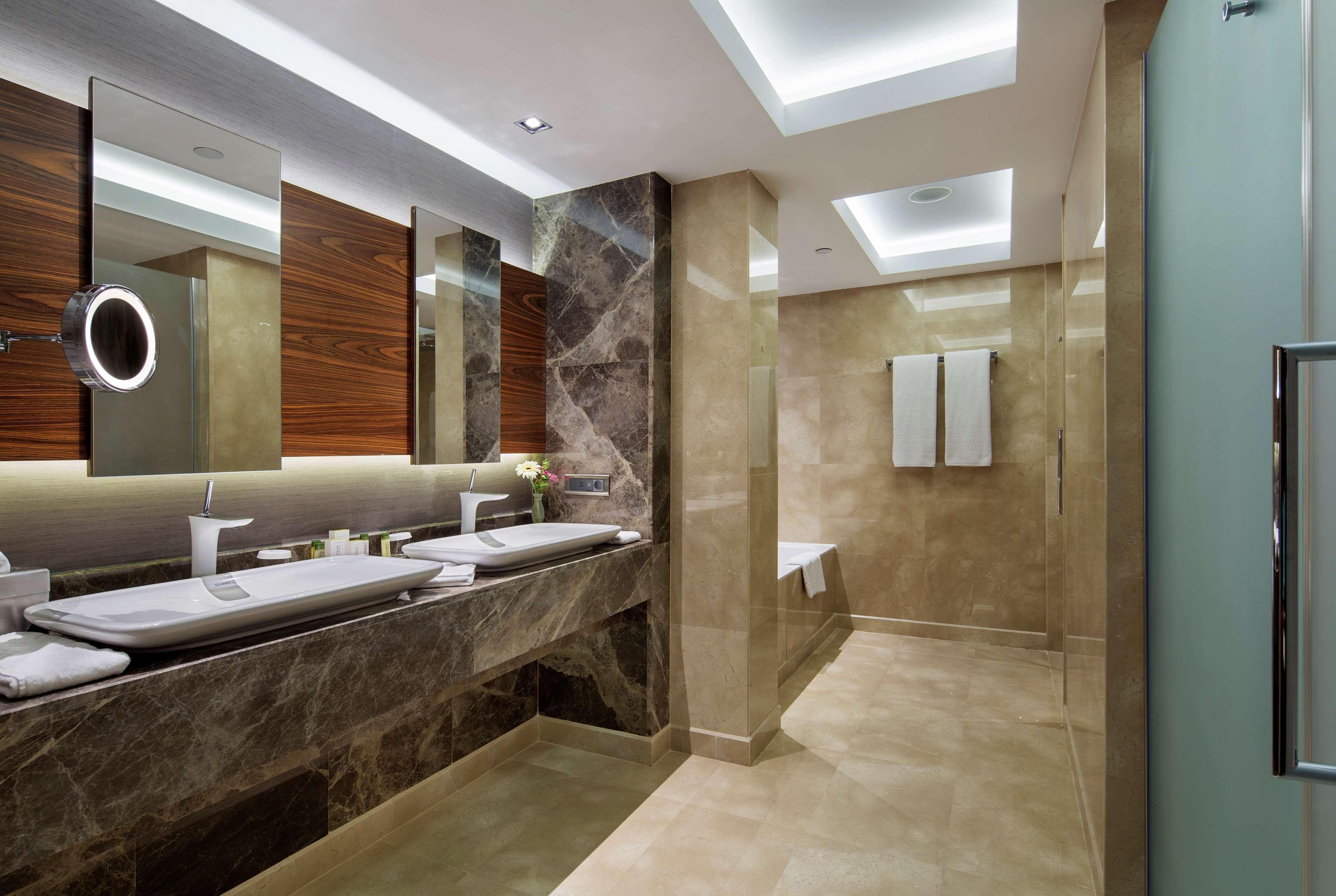 Movenpick Hotel Μαλάτεια Εξωτερικό φωτογραφία
